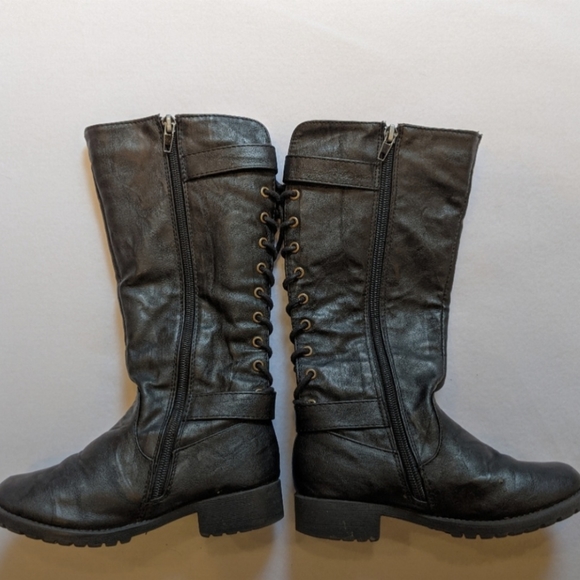 - BU collection lace up black boots - Picture 3 of 5